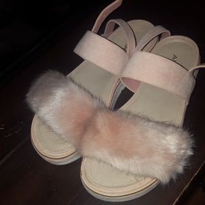 Sling back fur sandals